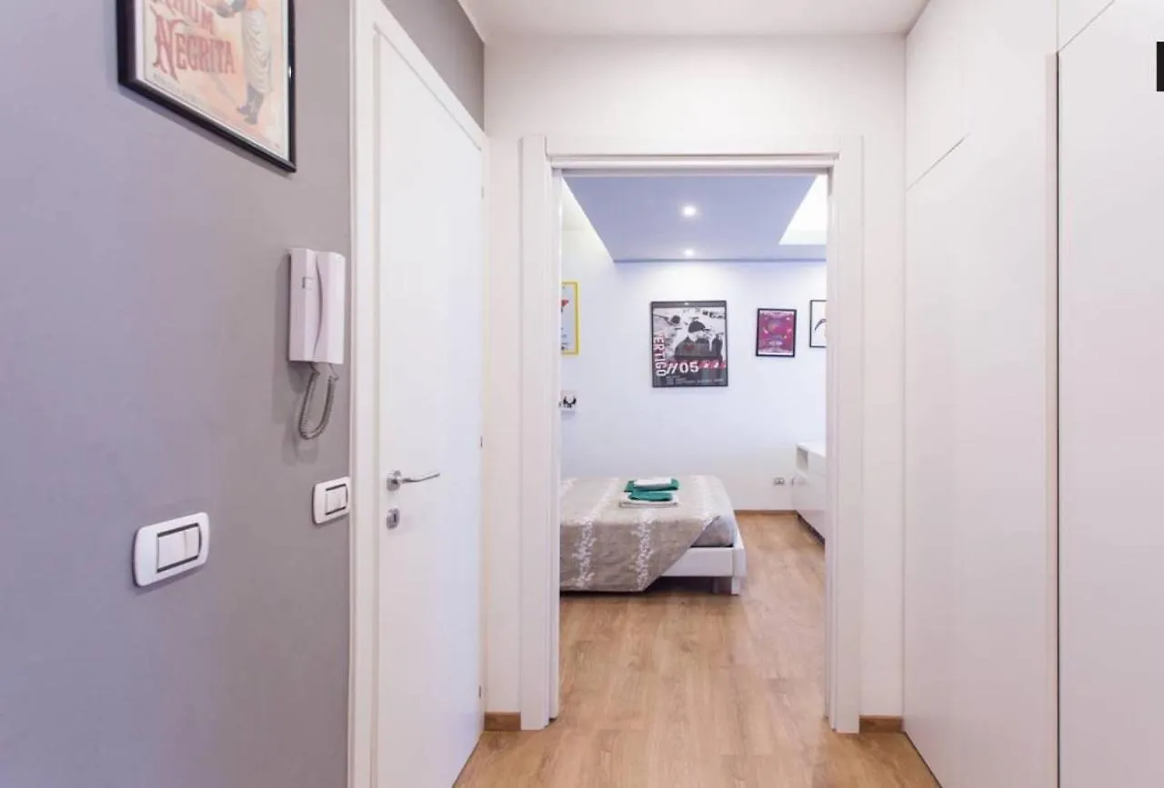 Gulli Suite Luxury Milan 0*,  Italy